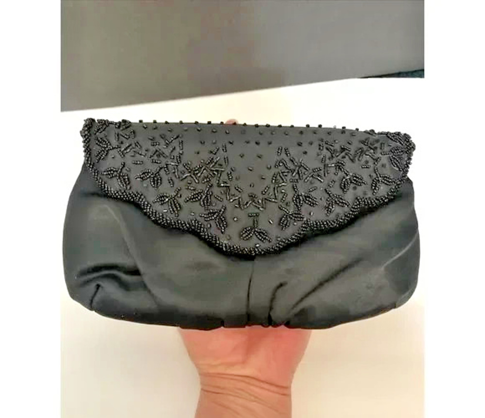 Walborg Black Satin Beaded Clutch Purse Exc Con'd Date Cocktail Larger phone fit